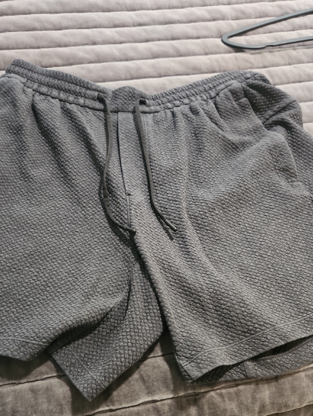 lululemon athletica Men's Heather Gray Textured Drawstring Shorts